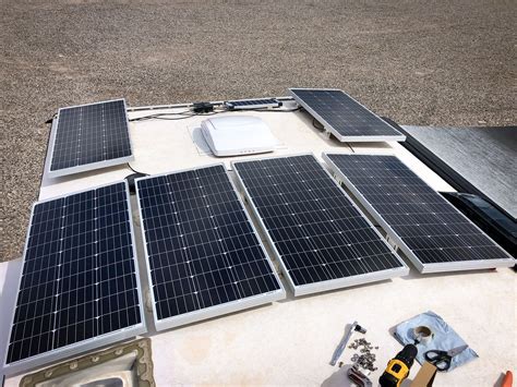 RV Solar Power System .
